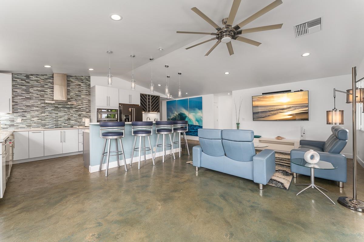 232  Kamahao Cir , Wailuku home - photo 15 of 50