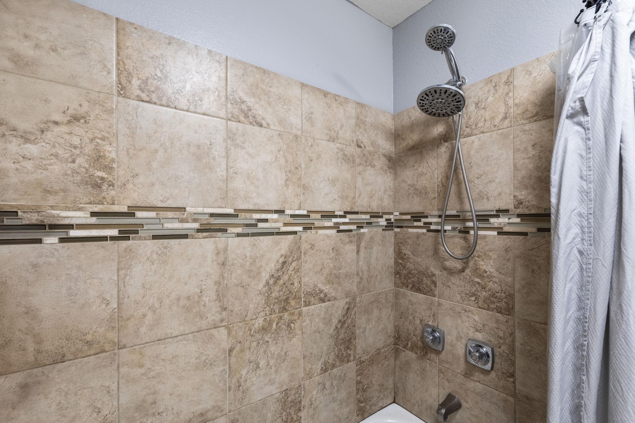 232  Opio Pl Kihei, Kihei home - photo 13 of 37