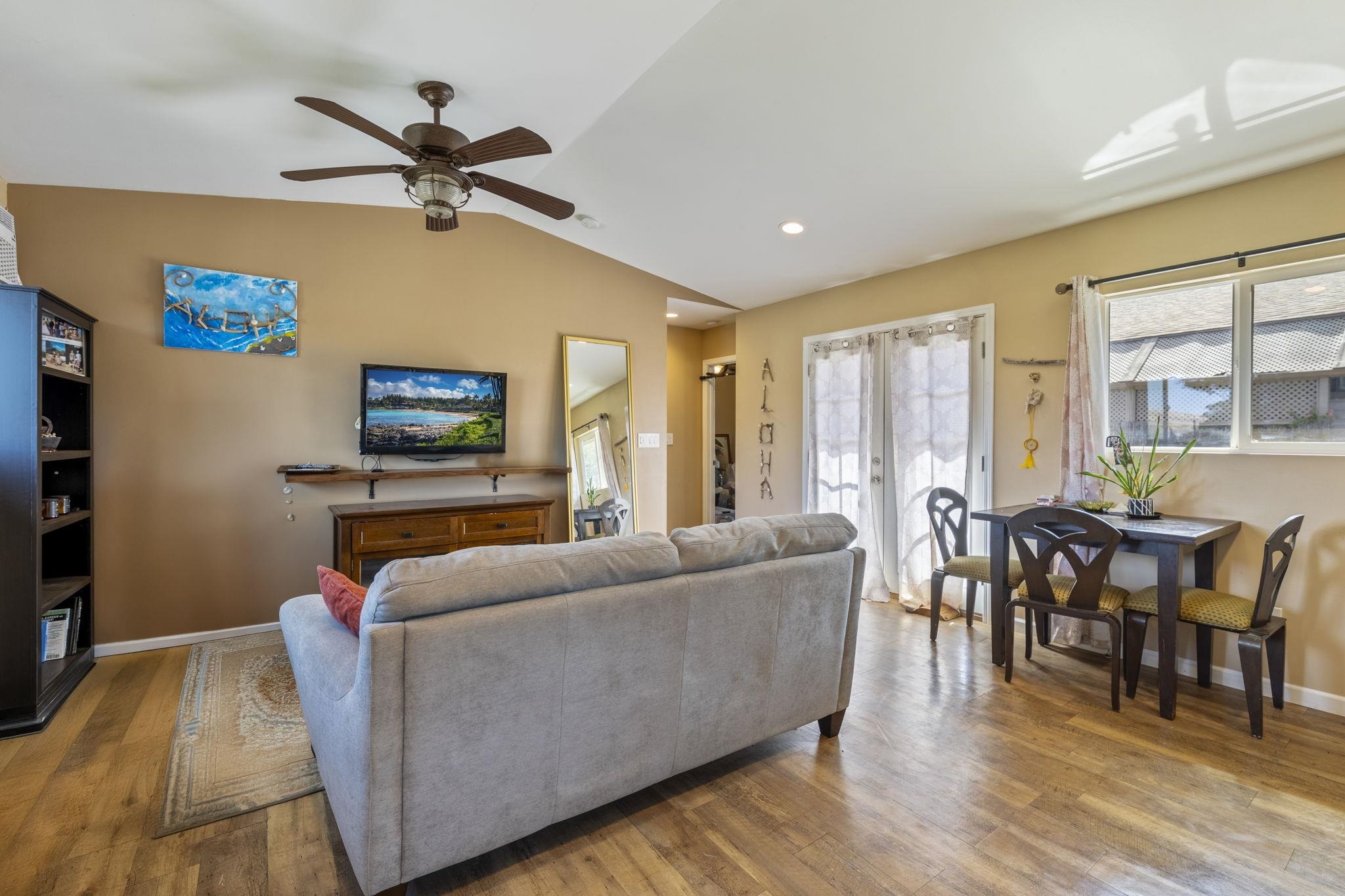 232  Opio Pl Kihei, Kihei home - photo 27 of 37