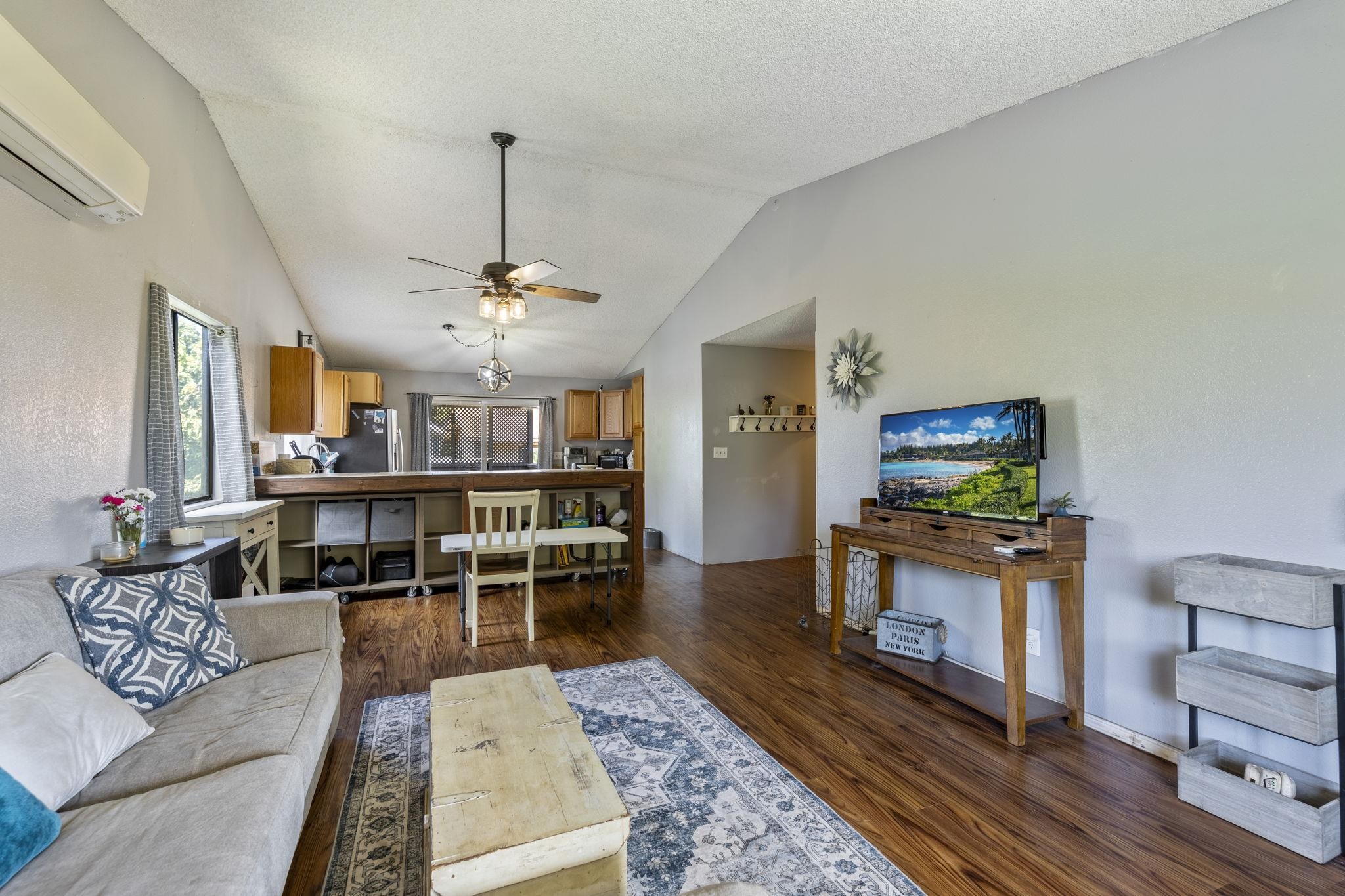 232  Opio Pl Kihei, Kihei home - photo 6 of 37