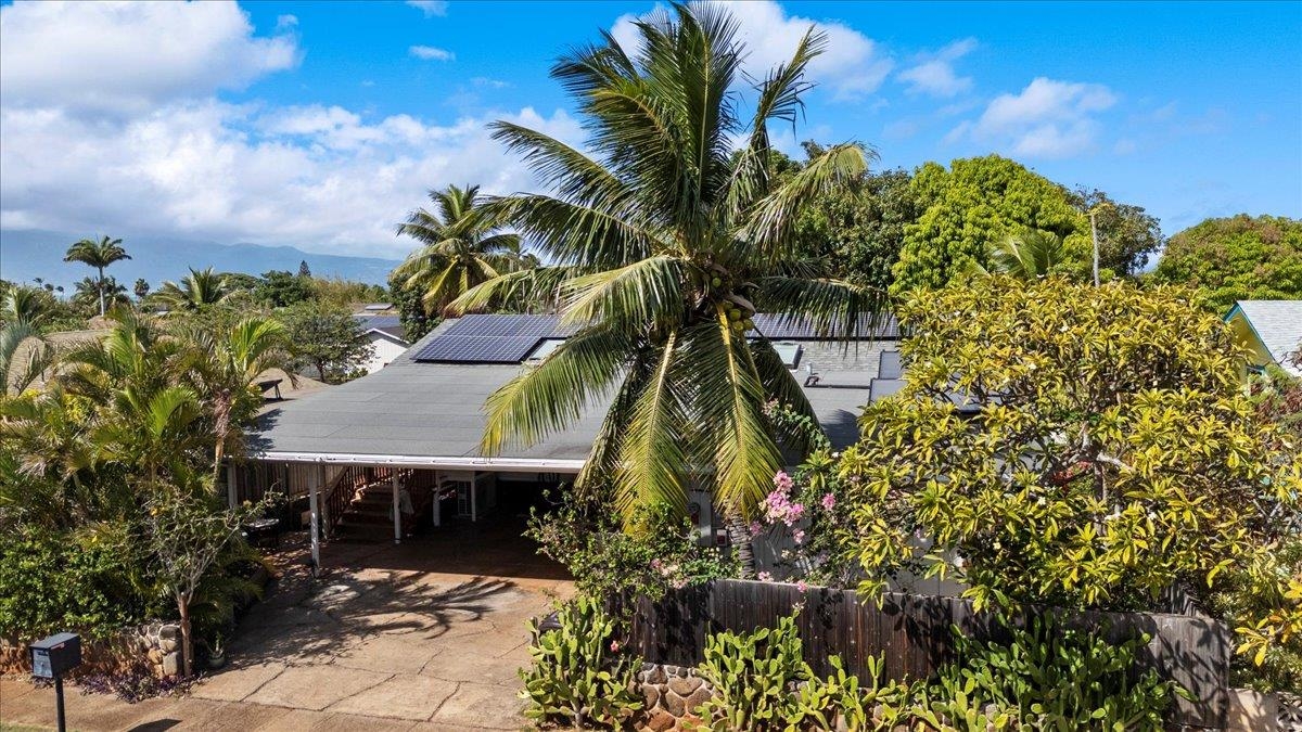 233  Kahiko St , Spreckelsville/Paia/Kuau home - photo 12 of 50