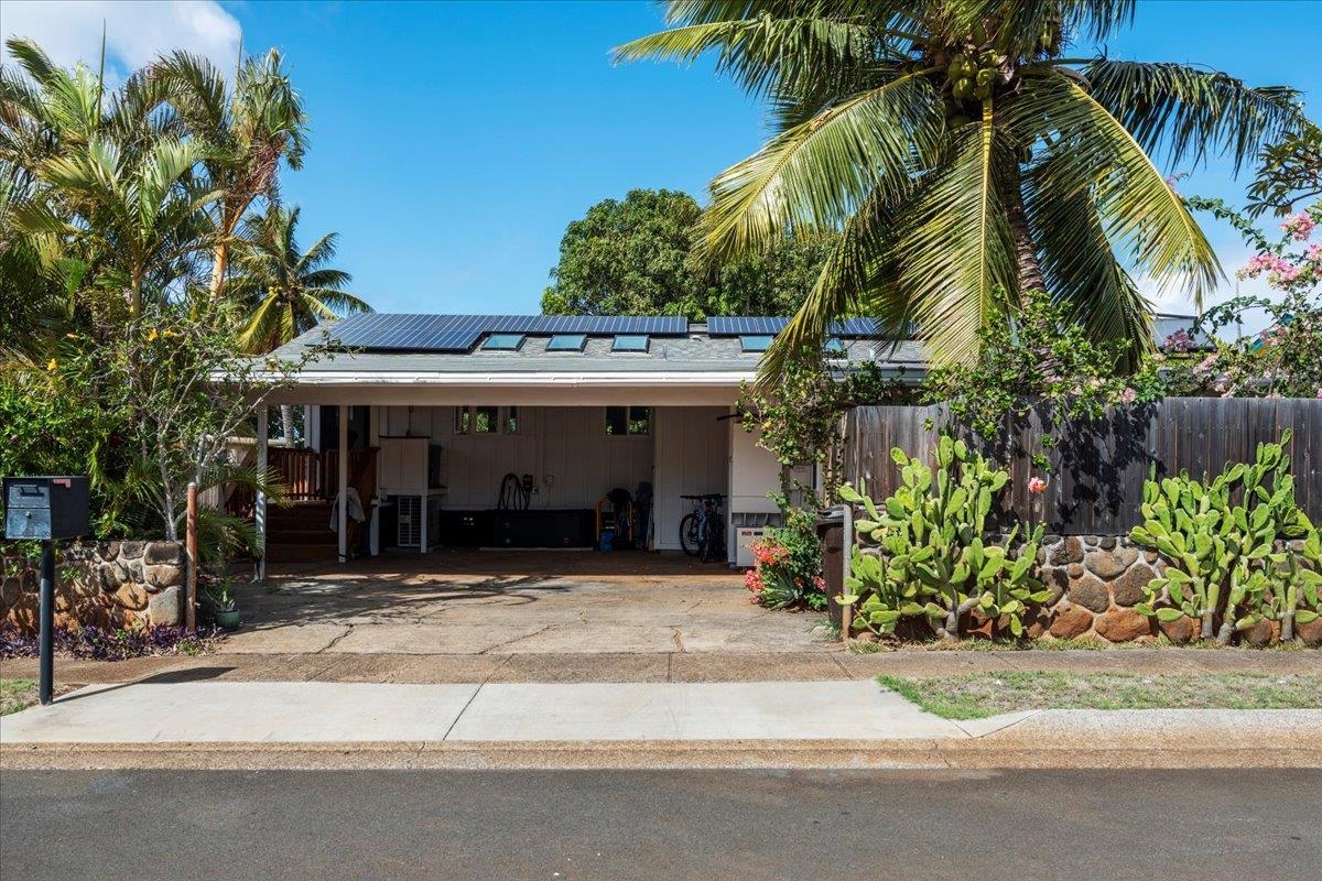 233  Kahiko St , Spreckelsville/Paia/Kuau home - photo 13 of 50