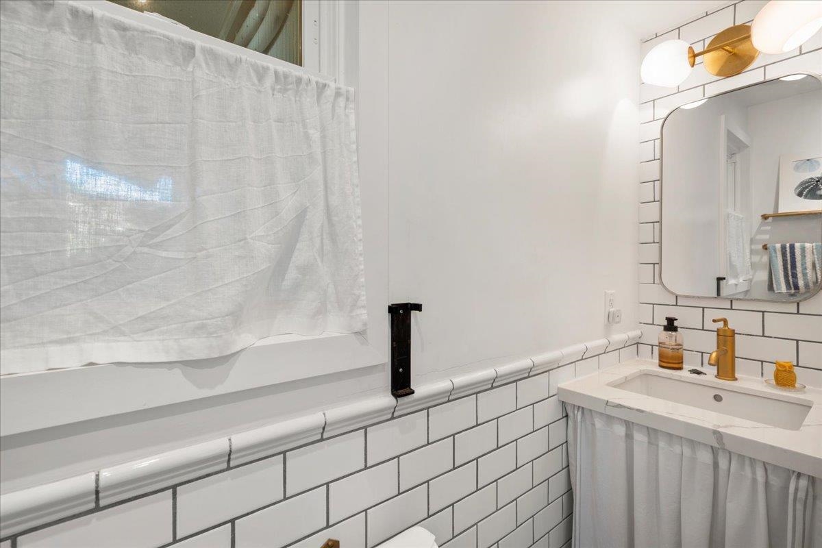 233  Kahiko St , Spreckelsville/Paia/Kuau home - photo 46 of 50