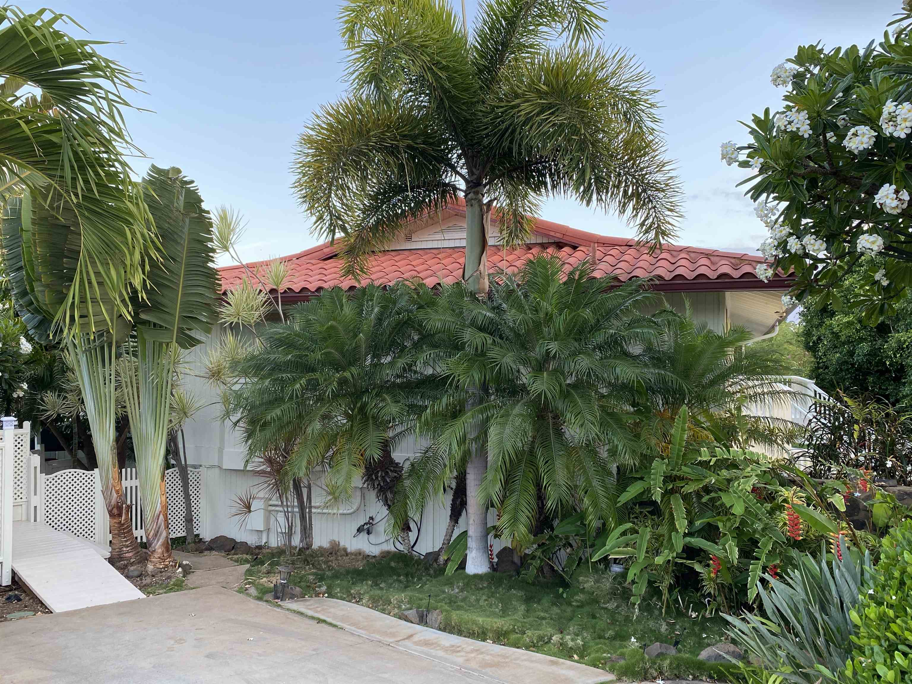 235  Keonekai Rd Keonekai, Kihei home - photo 31 of 32