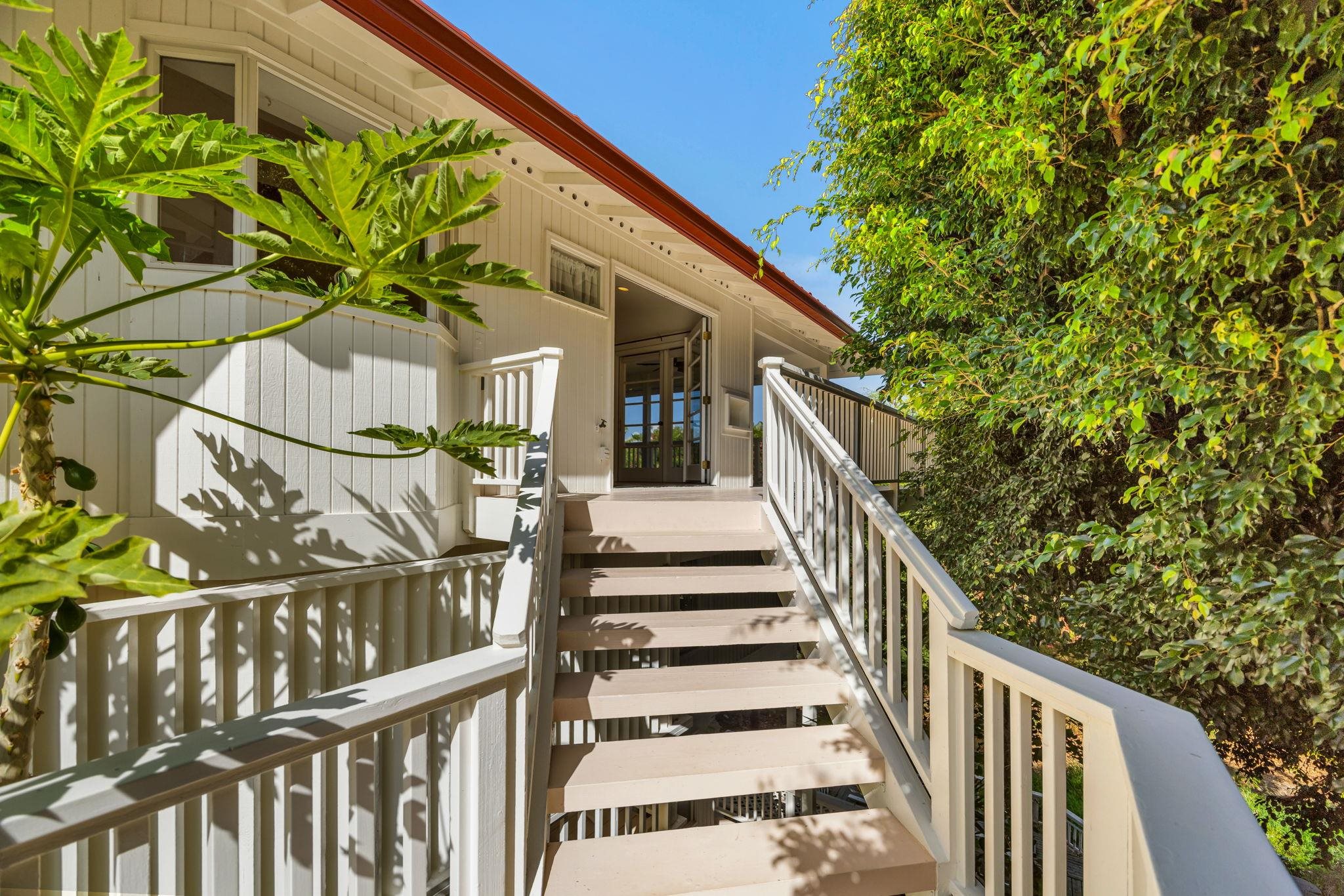 235  Keonekai Rd Keonekai, Kihei home - photo 6 of 50