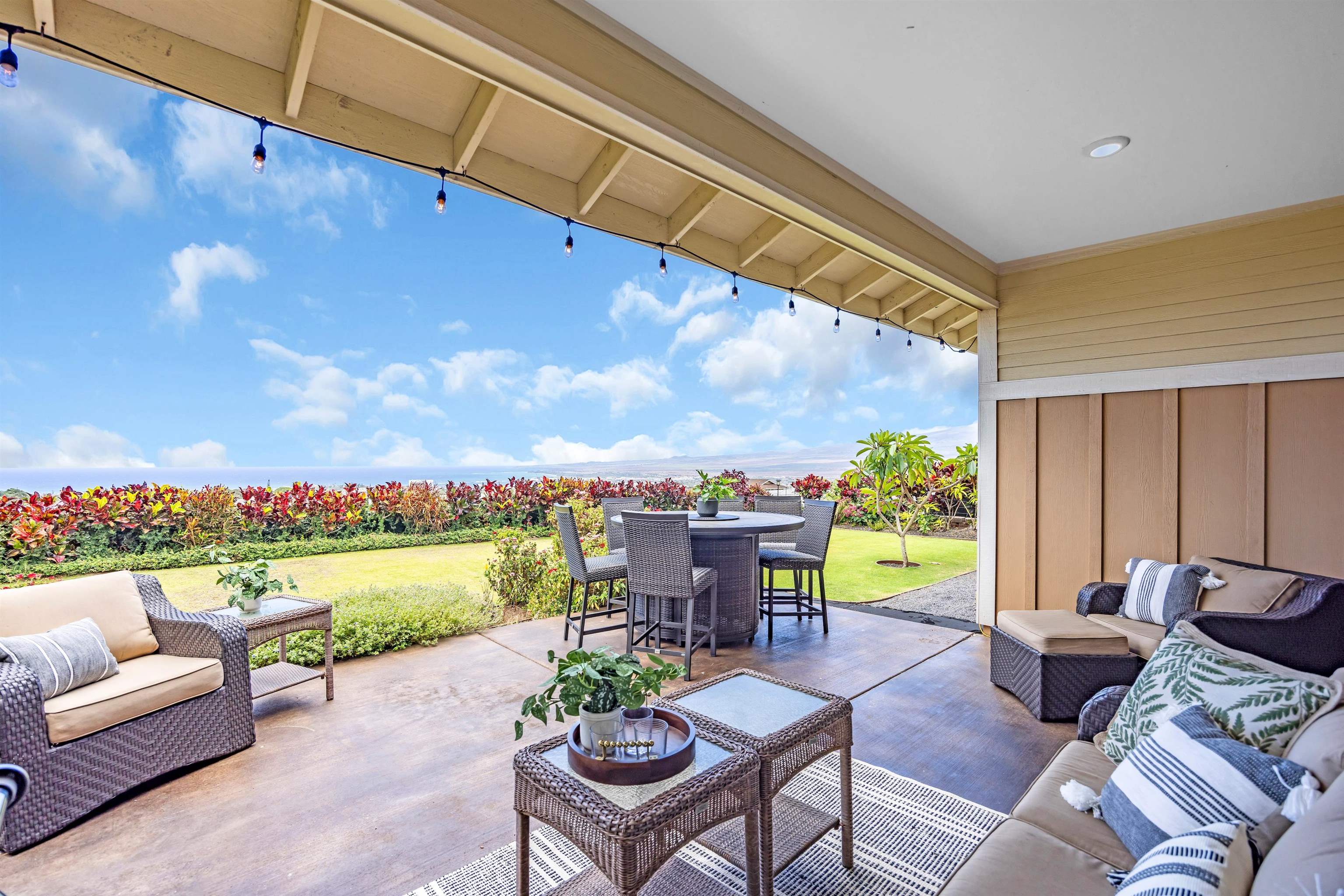 235  Kilioopu St Kehalani, Wailuku home - photo 4 of 31