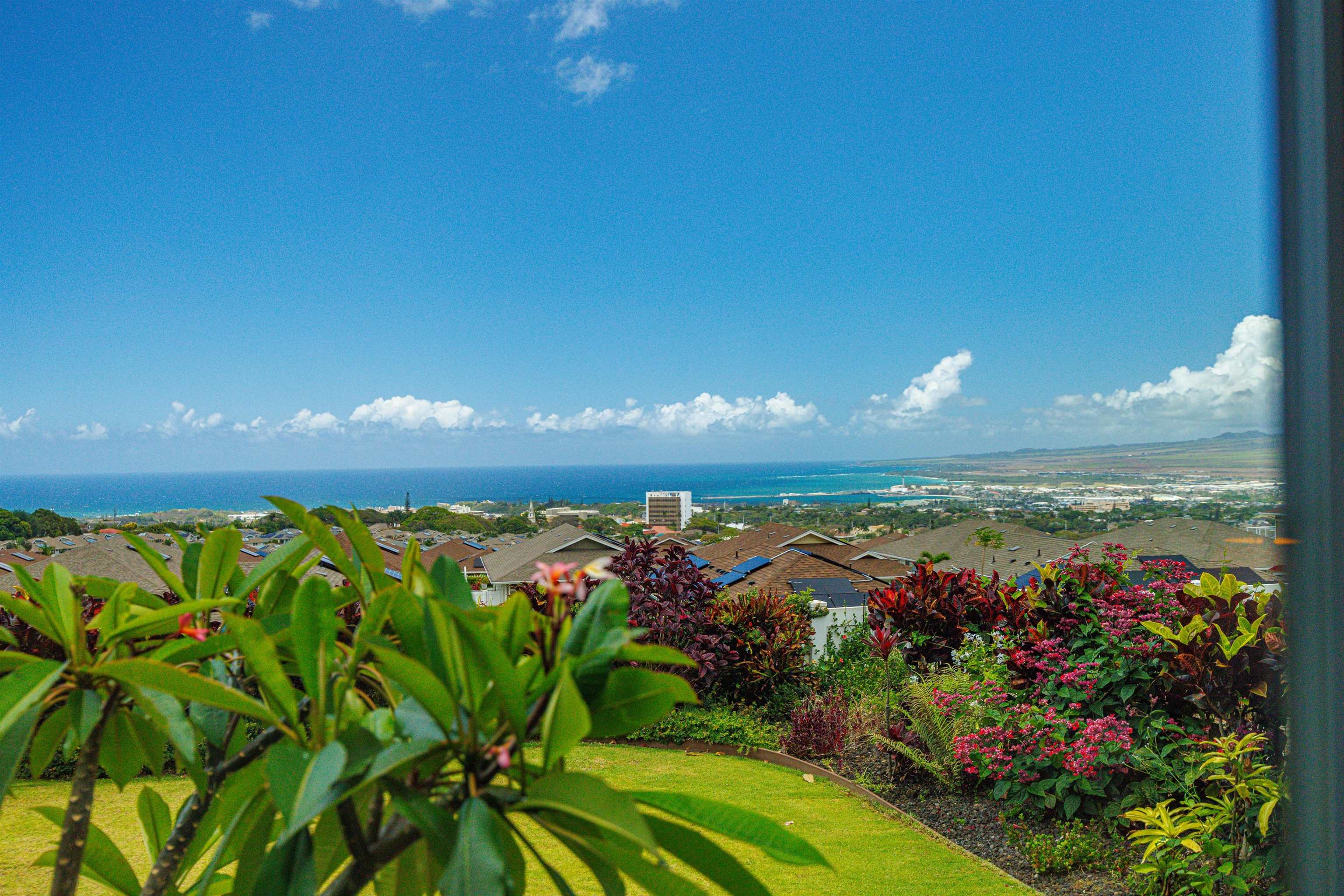 235  Kilioopu St Kehalani, Wailuku home - photo 8 of 31