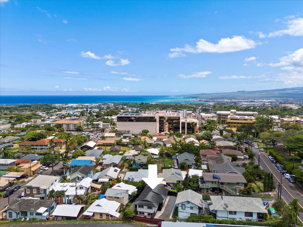 2350  Main St Wailuku Town, Wailuku home - photo 2 of 48