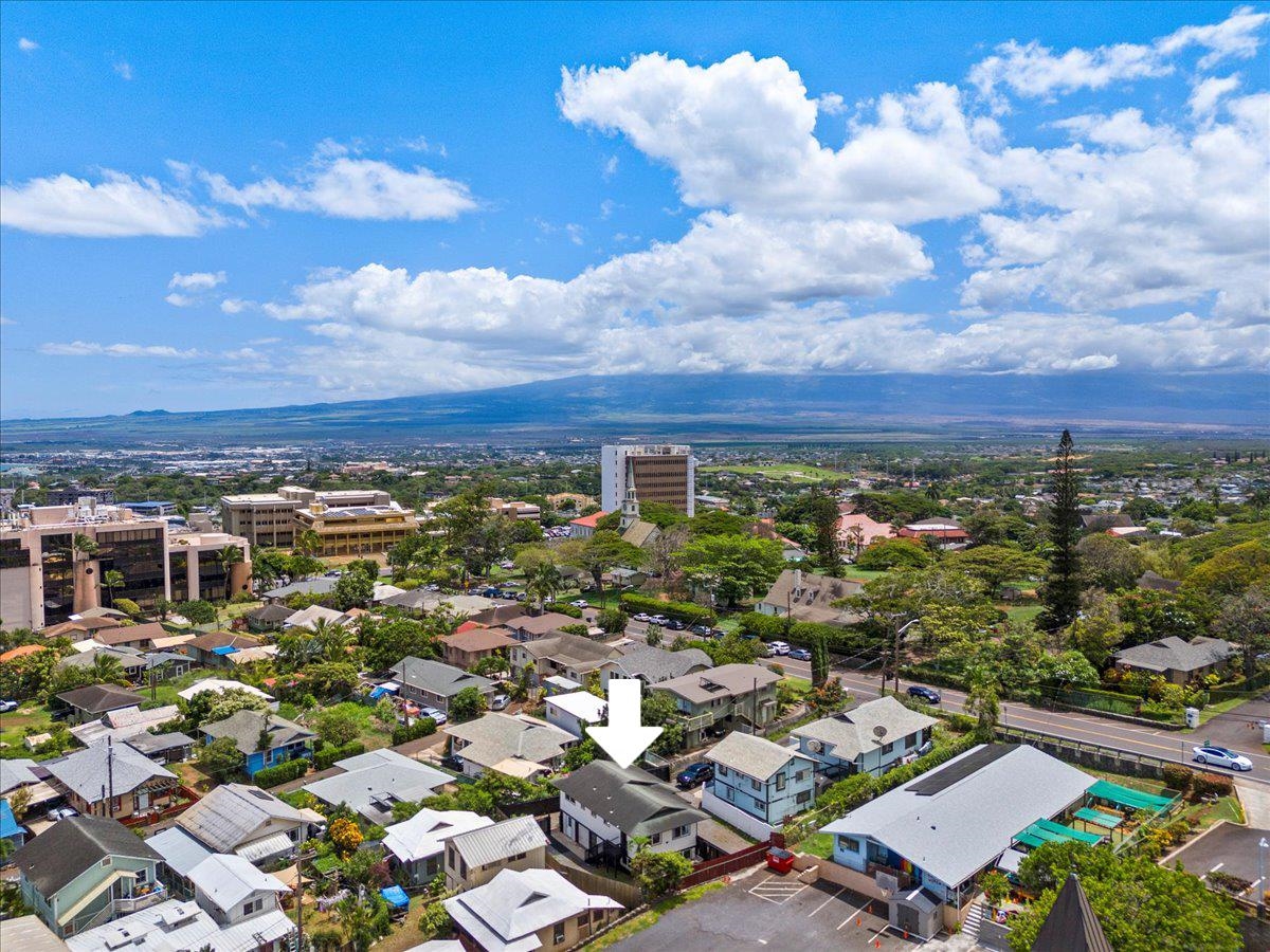 2350  Main St Wailuku Town, Wailuku home - photo 3 of 48