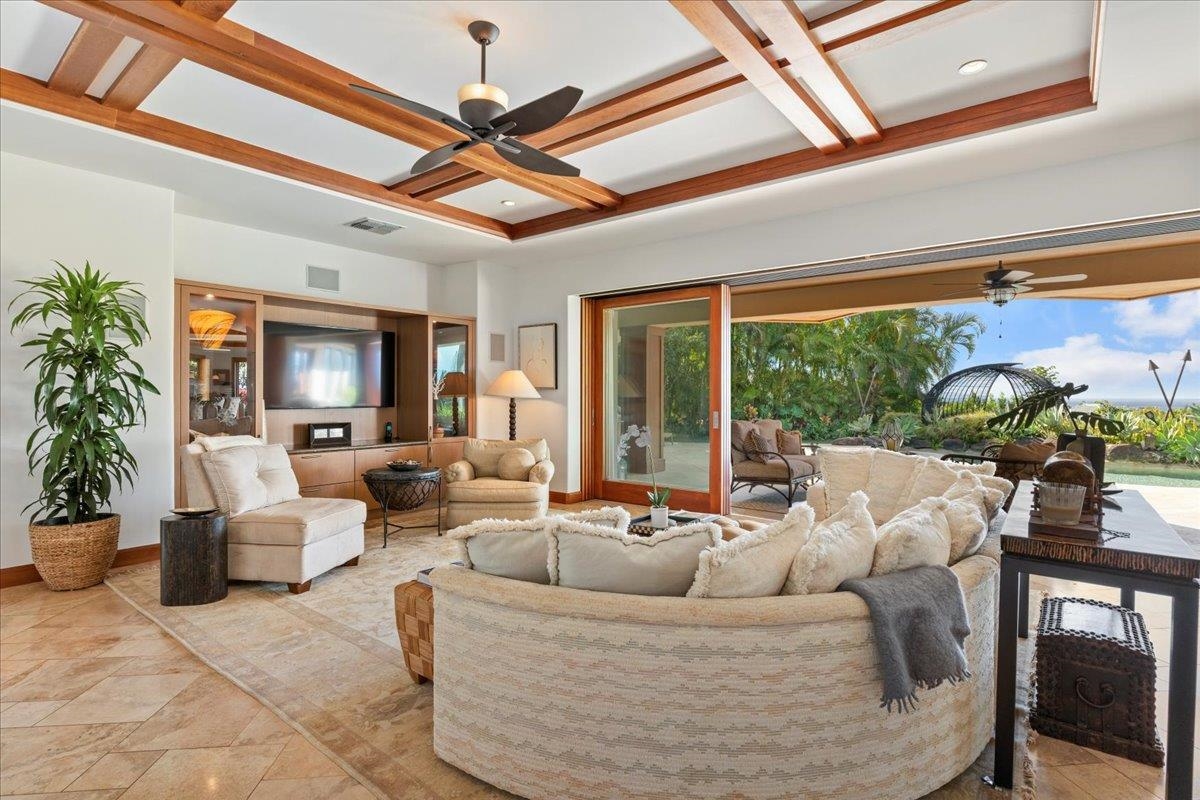 238  Crestview Rd , Kapalua home - photo 11 of 48