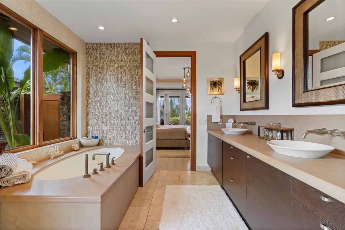 238  Crestview Rd , Kapalua home - photo 27 of 48