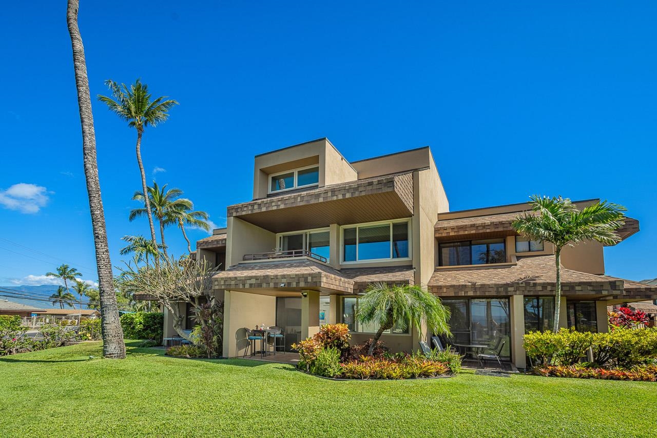Kamaole Beach Club condo # C-108, Kihei, Hawaii - photo 30 of 39