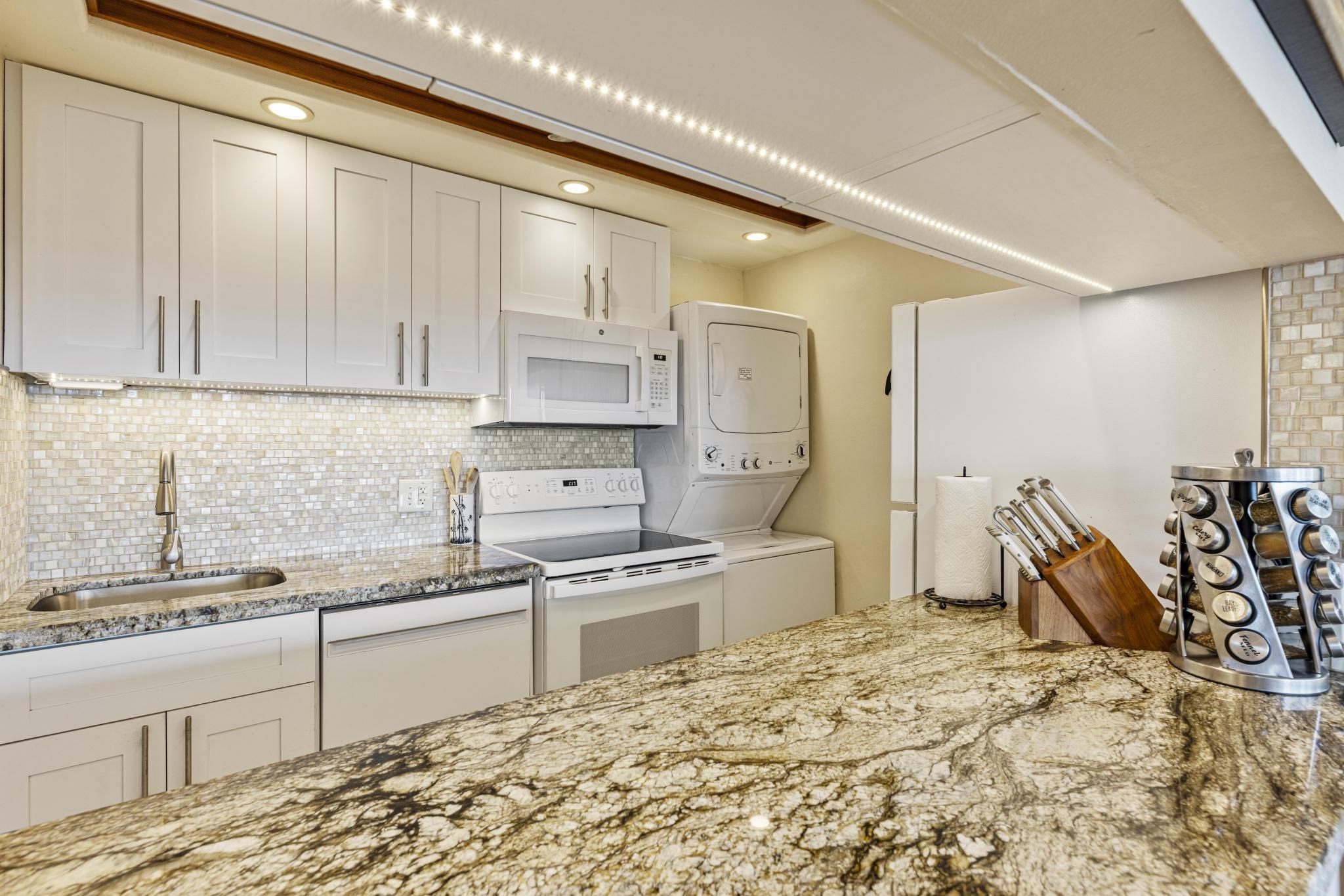 Kamaole Beach Royale condo # 306, Kihei, Hawaii - photo 18 of 48