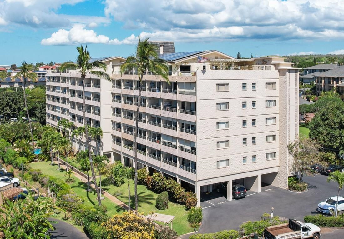 Kamaole Beach Royale condo # 306, Kihei, Hawaii - photo 39 of 48