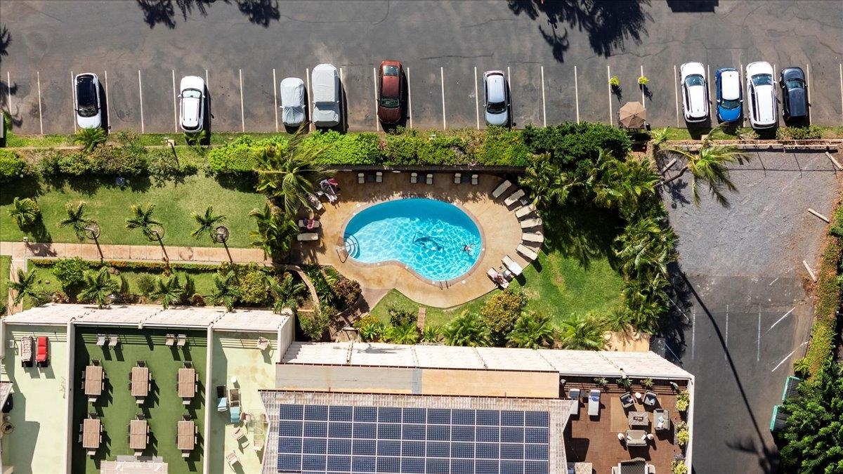 Kamaole Beach Royale condo # 309, Kihei, Hawaii - photo 4 of 34