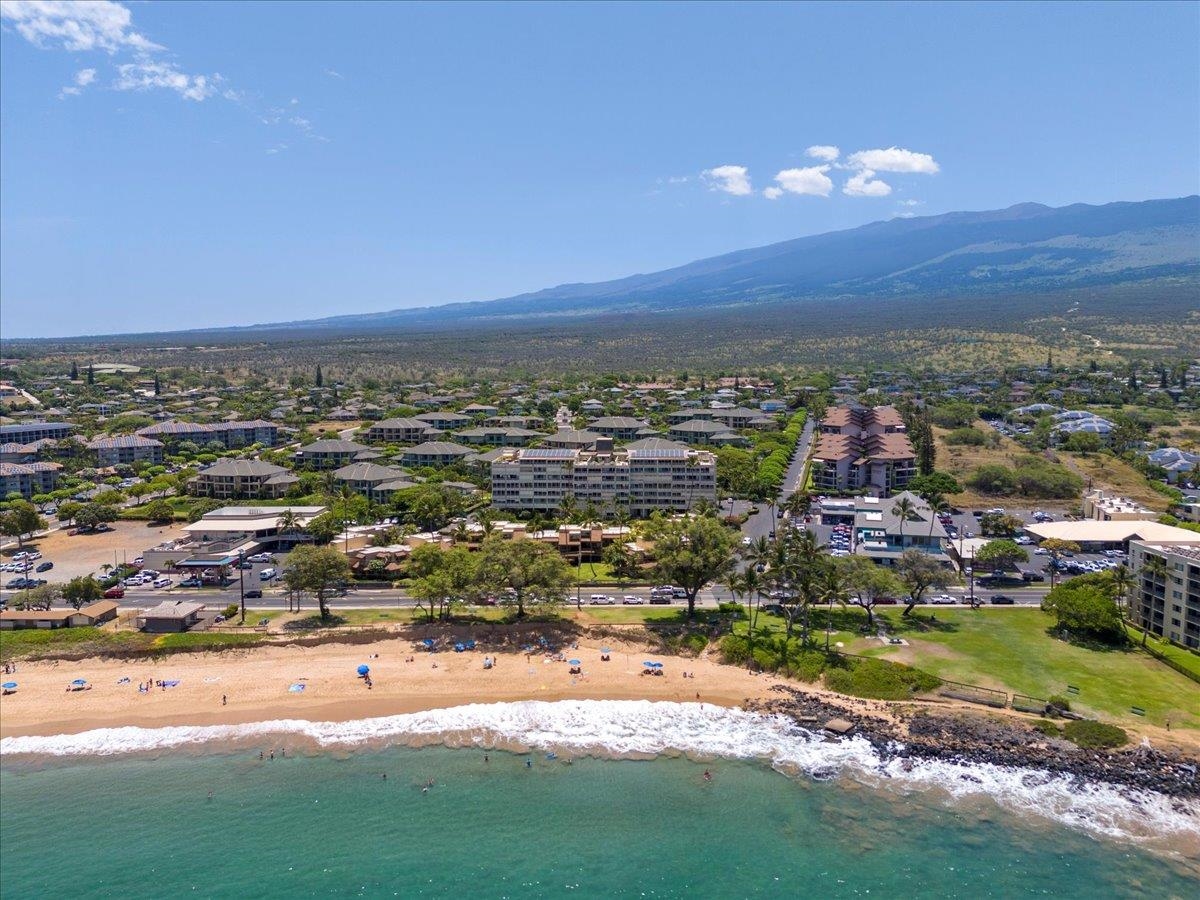 Kamaole Beach Royale condo # 402, Kihei, Hawaii - photo 8 of 49