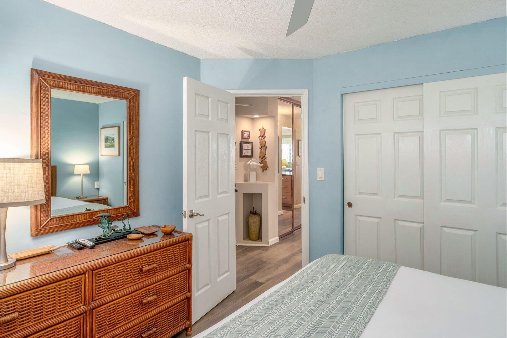 Kamaole Beach Royale condo # 409, Kihei, Hawaii - photo 17 of 34