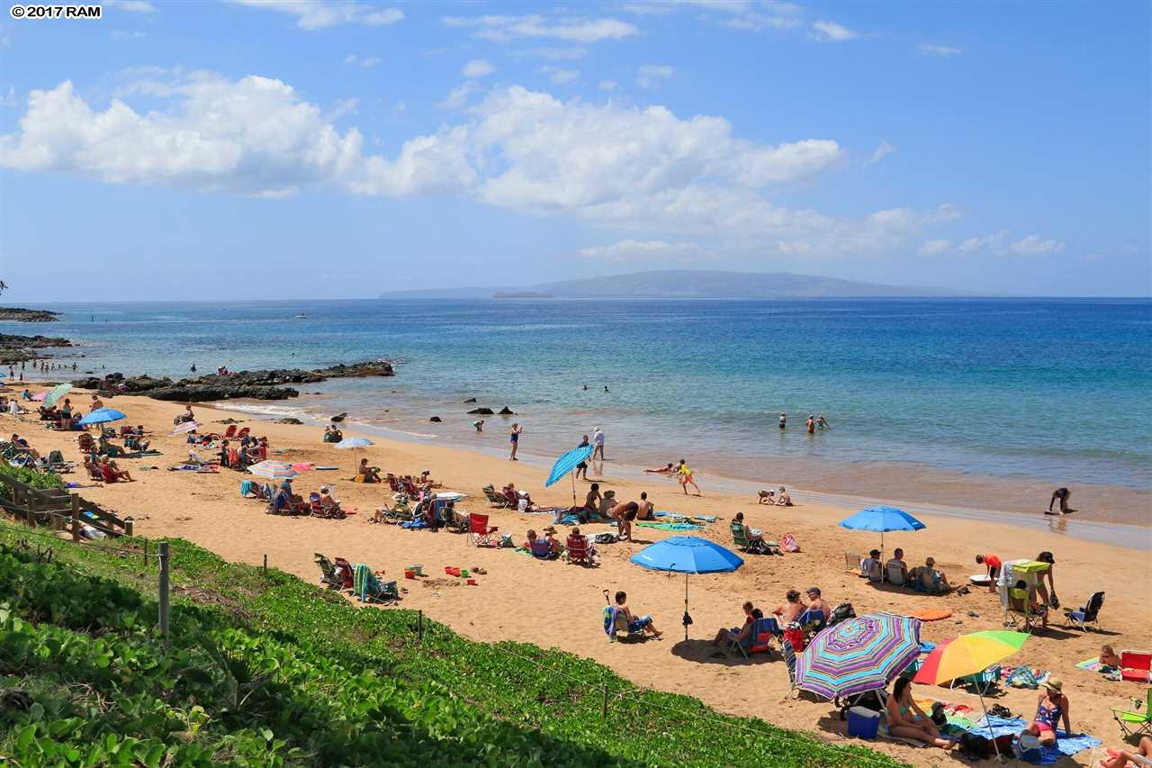 Kamaole Beach Royale condo # 512, Kihei, Hawaii - photo 28 of 30