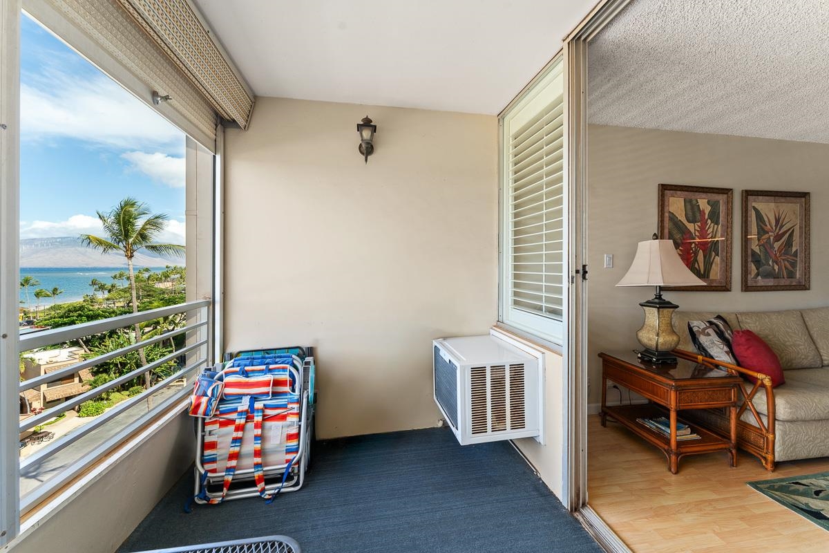 Kamaole Beach Royale condo # 604, Kihei, Hawaii - photo 19 of 37