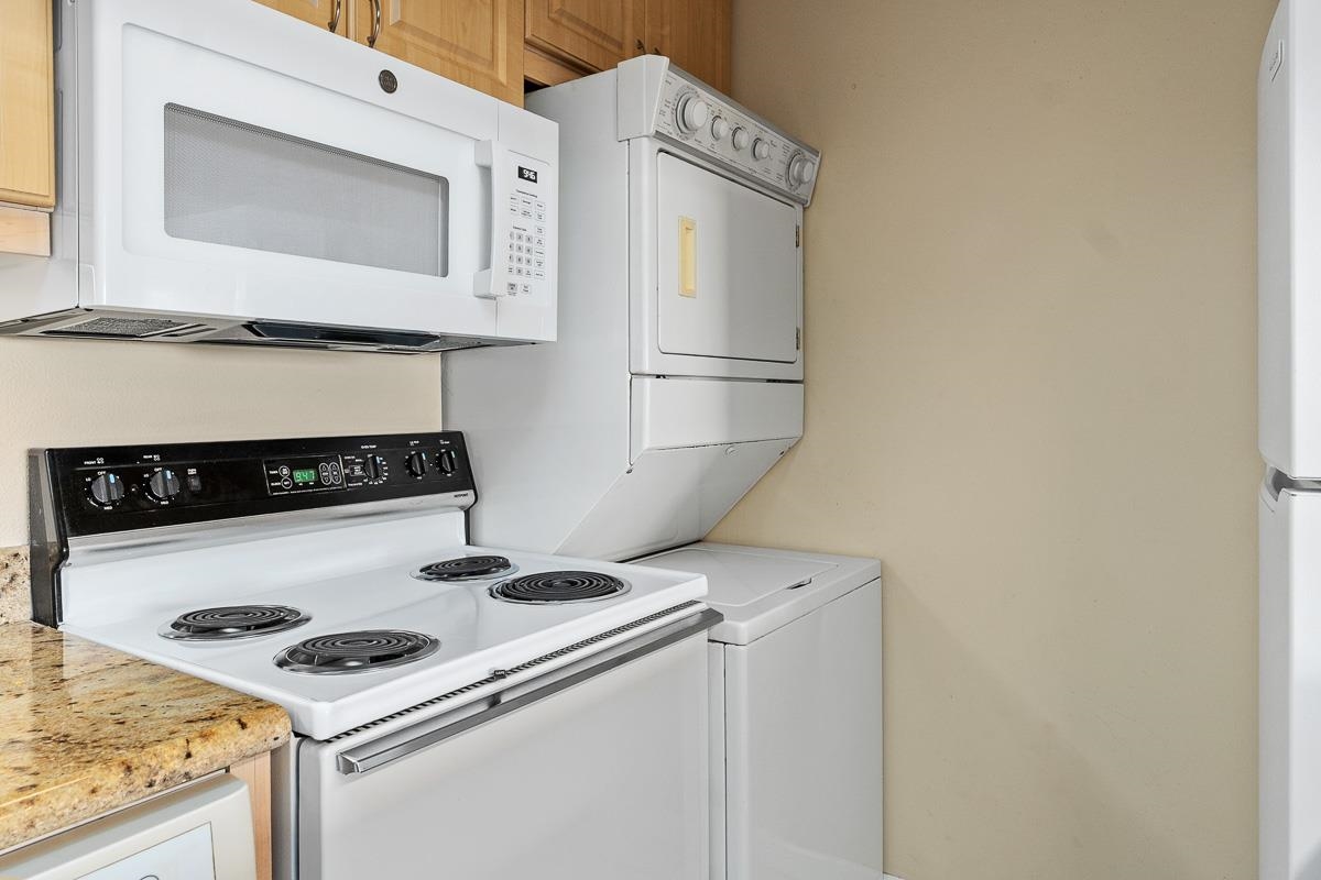 Kamaole Beach Royale condo # 604, Kihei, Hawaii - photo 23 of 37