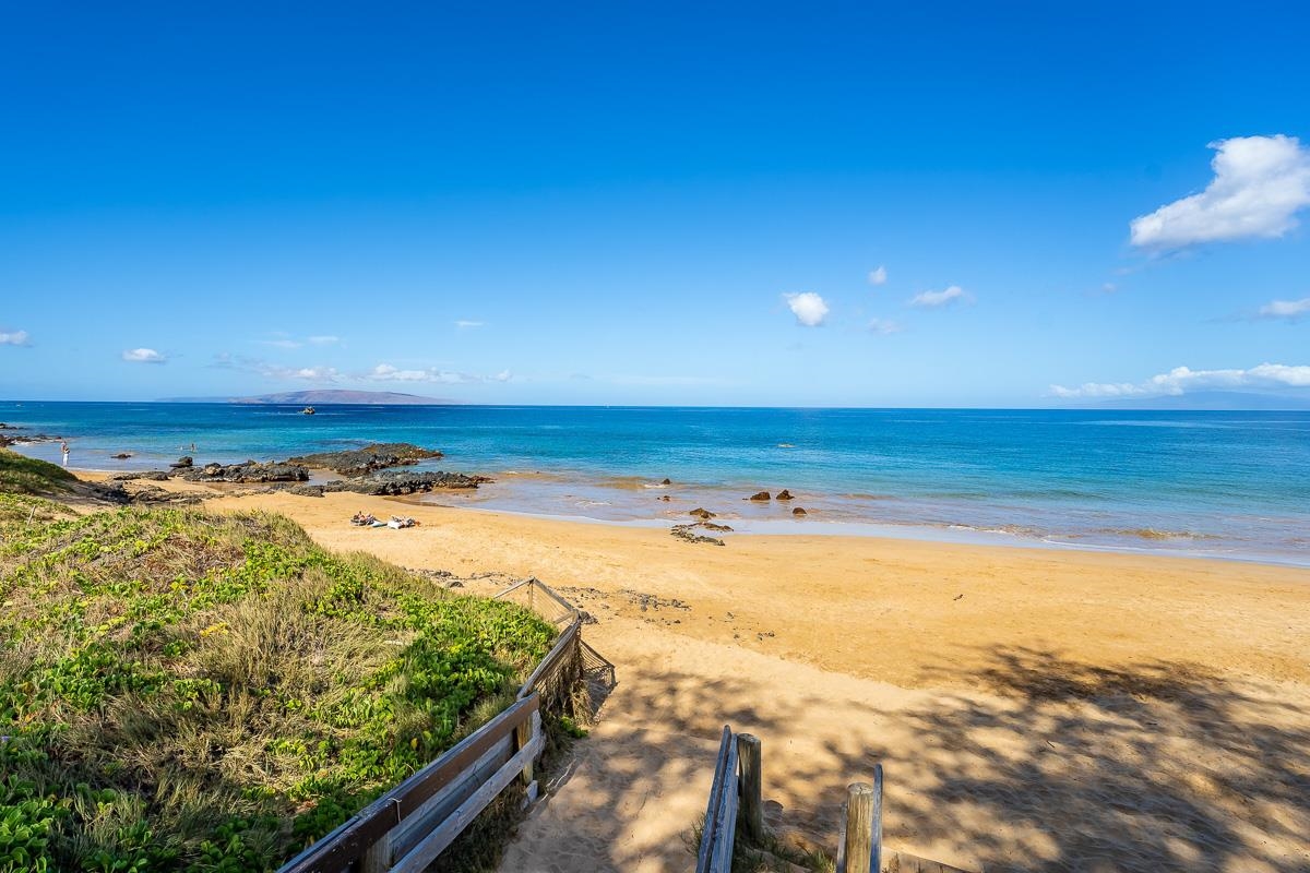 Kamaole Beach Royale condo # 604, Kihei, Hawaii - photo 37 of 37