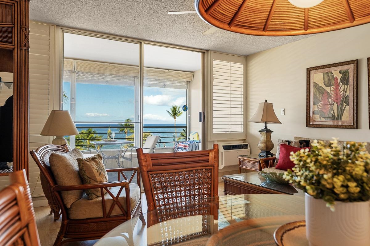 Kamaole Beach Royale condo # 604, Kihei, Hawaii - photo 7 of 37