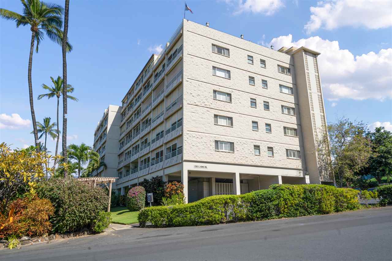 Kamaole Beach Royale condo # 608, Kihei, Hawaii - photo 24 of 29