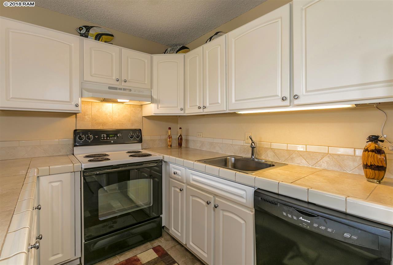 Kihei Alii Kai condo # A-207, Kihei, Hawaii - photo 3 of 29