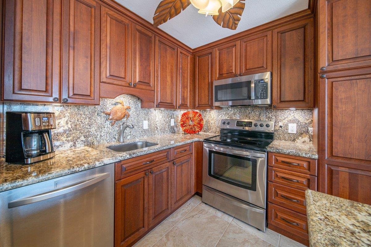 Kihei Alii Kai condo # B303, Kihei, Hawaii - photo 2 of 48