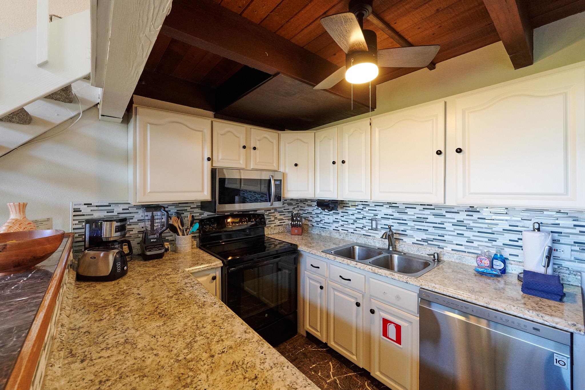 Kihei Alii Kai condo # C405, Kihei, Hawaii - photo 11 of 46