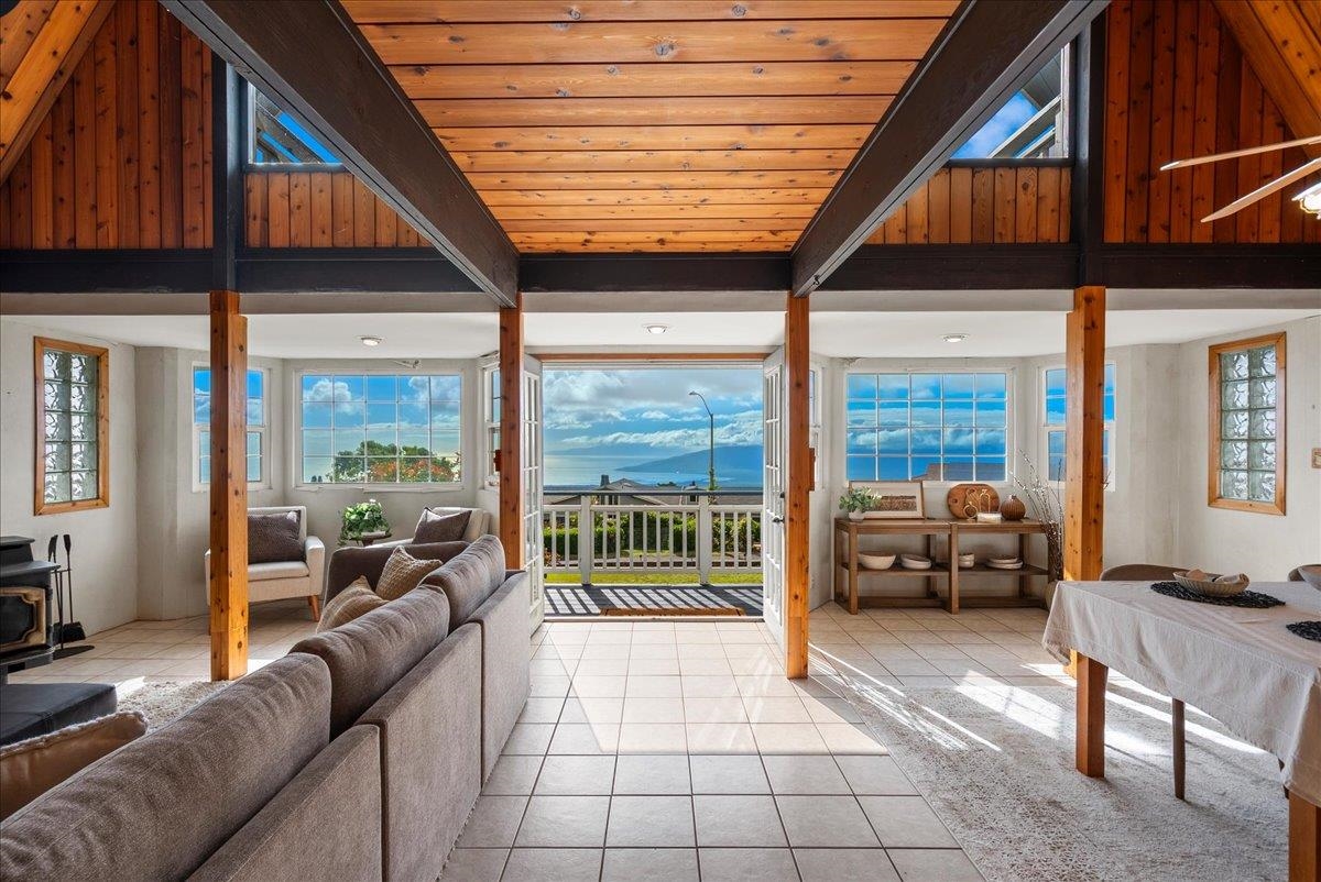 24  Kahoea Pl , Kula/Ulupalakua/Kanaio home - photo 2 of 50