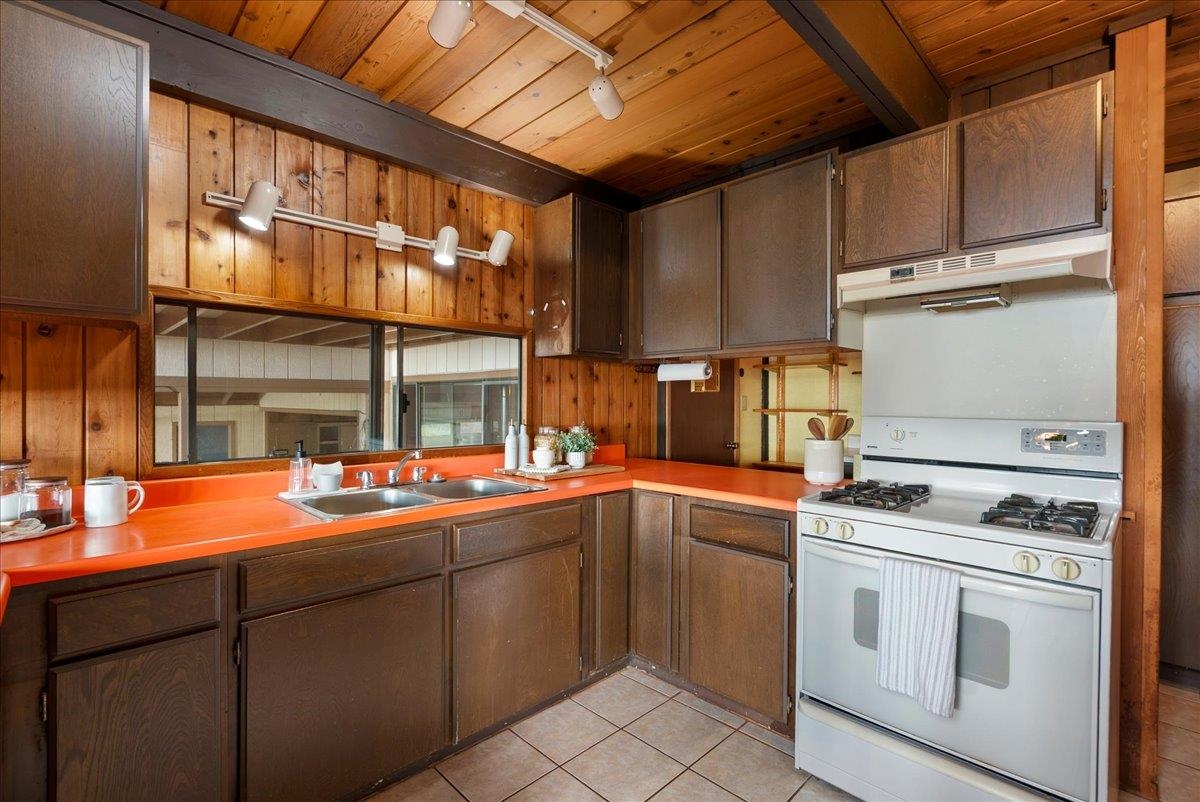 24  Kahoea Pl , Kula/Ulupalakua/Kanaio home - photo 20 of 50