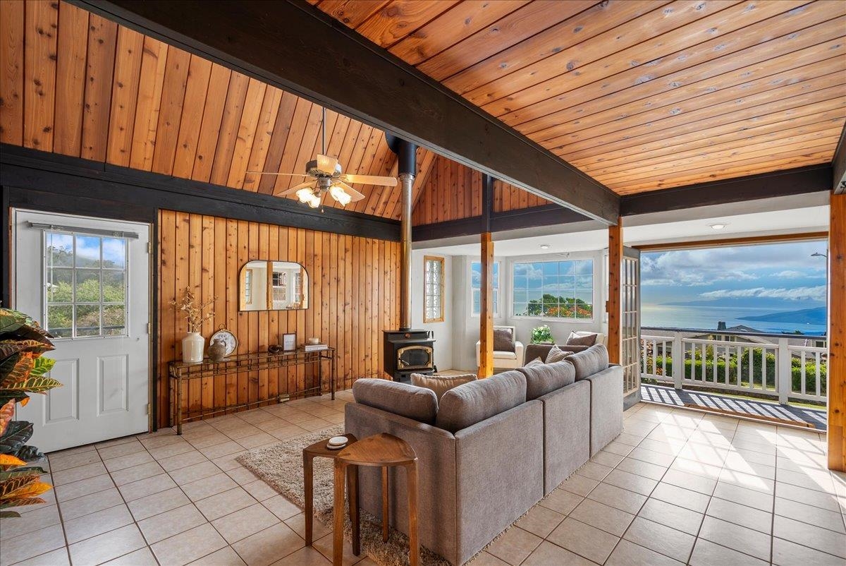 24  Kahoea Pl , Kula/Ulupalakua/Kanaio home - photo 4 of 50