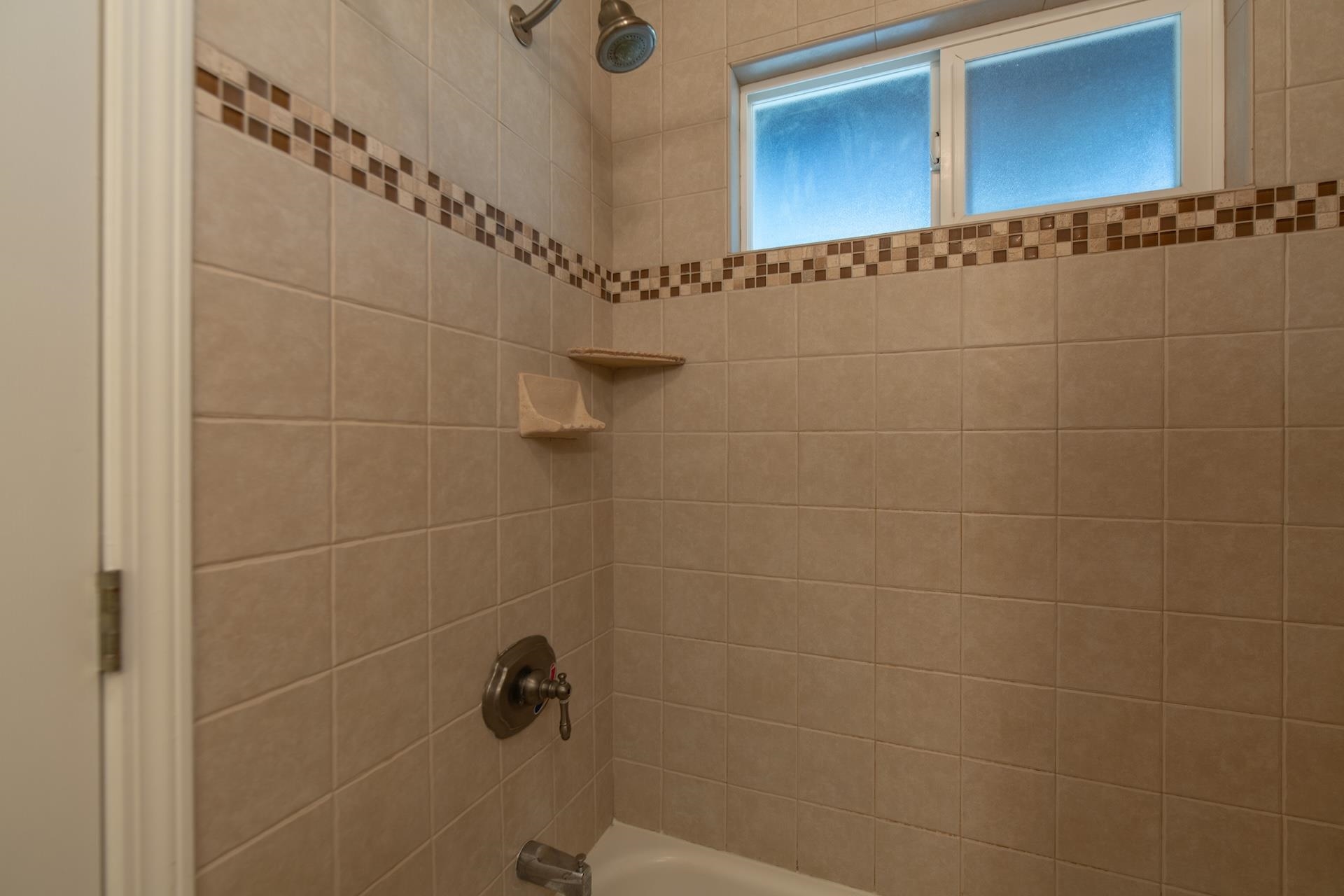 24  Laumakani Loop Central Kihei, Kihei home - photo 18 of 50