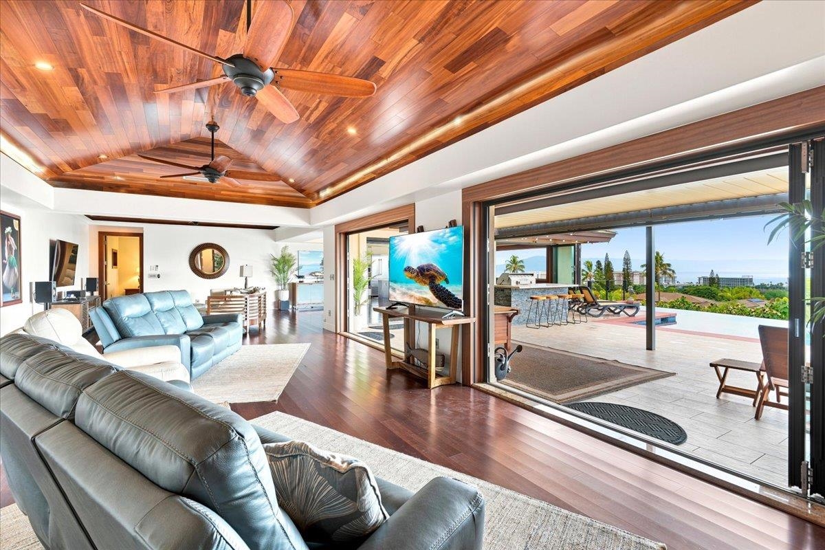 24  Lolii Pl Ka'anapali, Kaanapali home - photo 4 of 50