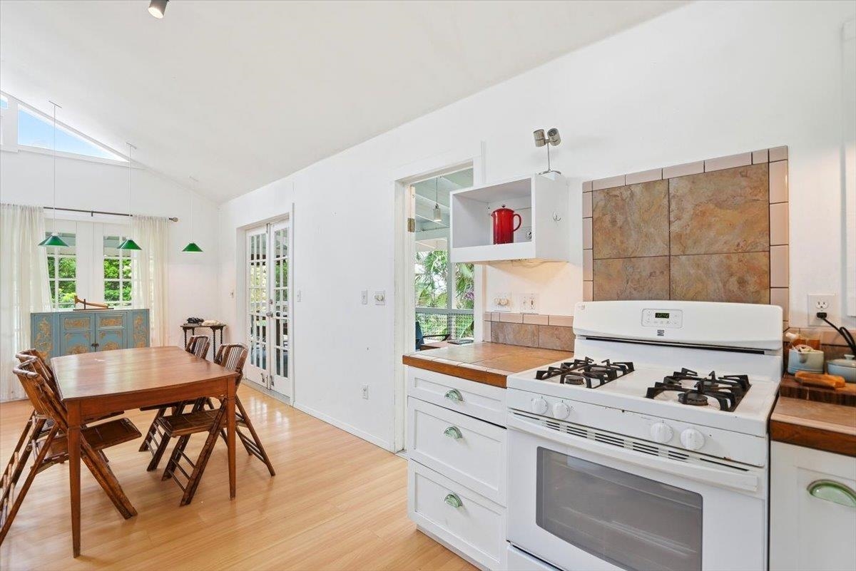 24  Poko Way , Haiku home - photo 13 of 50