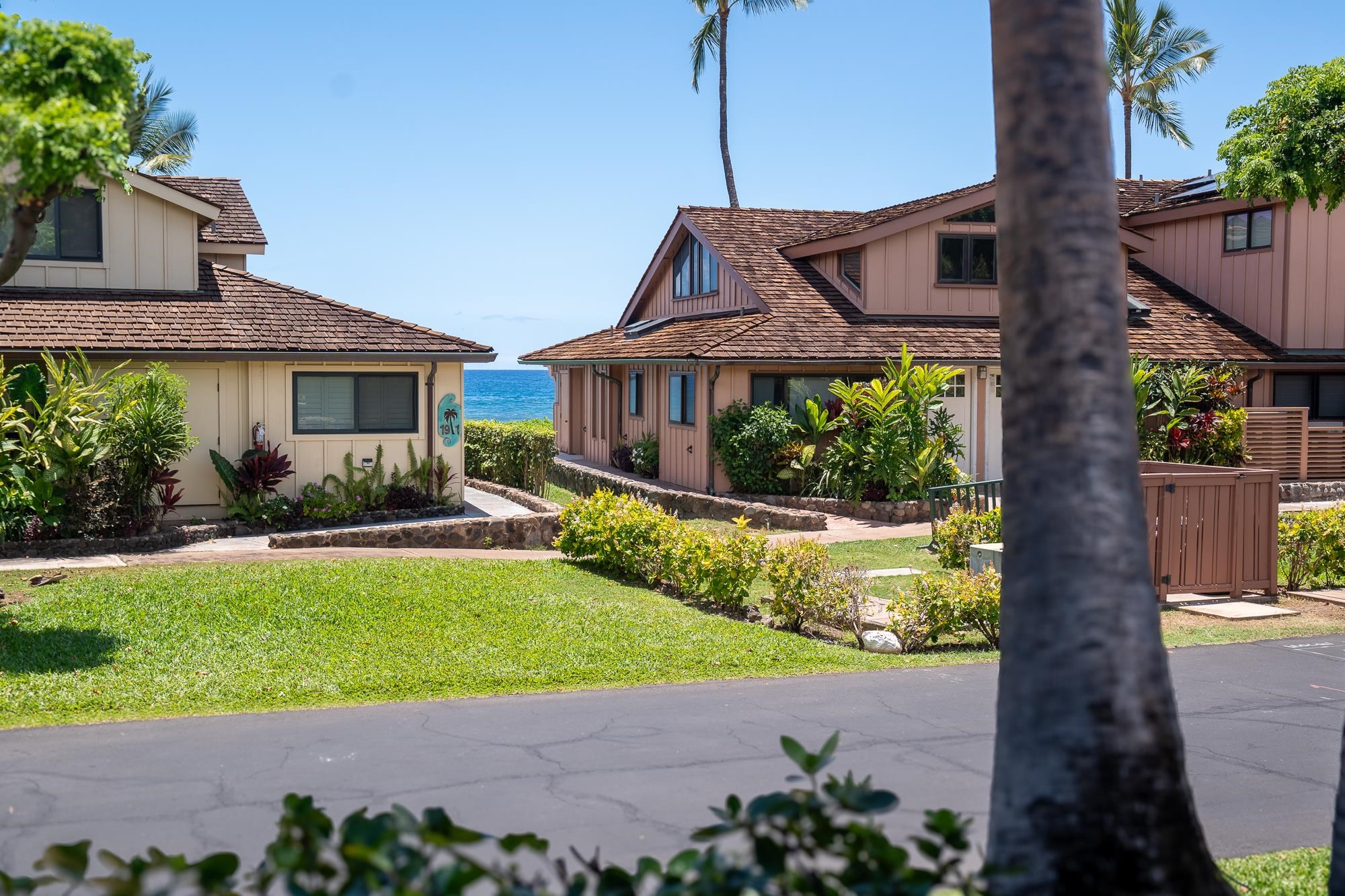 Puamana condo # 24-3, Lahaina, Hawaii - photo 11 of 41