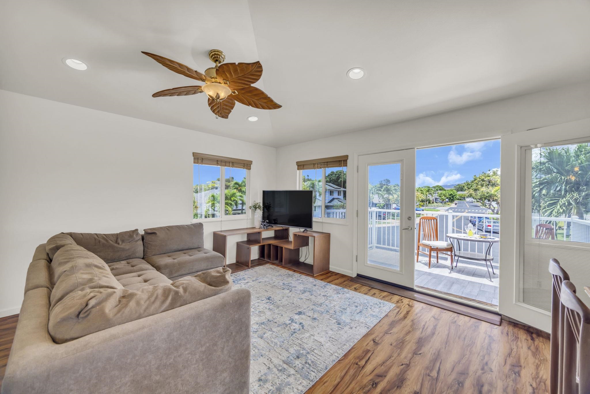 24  Wawali St Kihei, Kihei home - photo 2 of 47