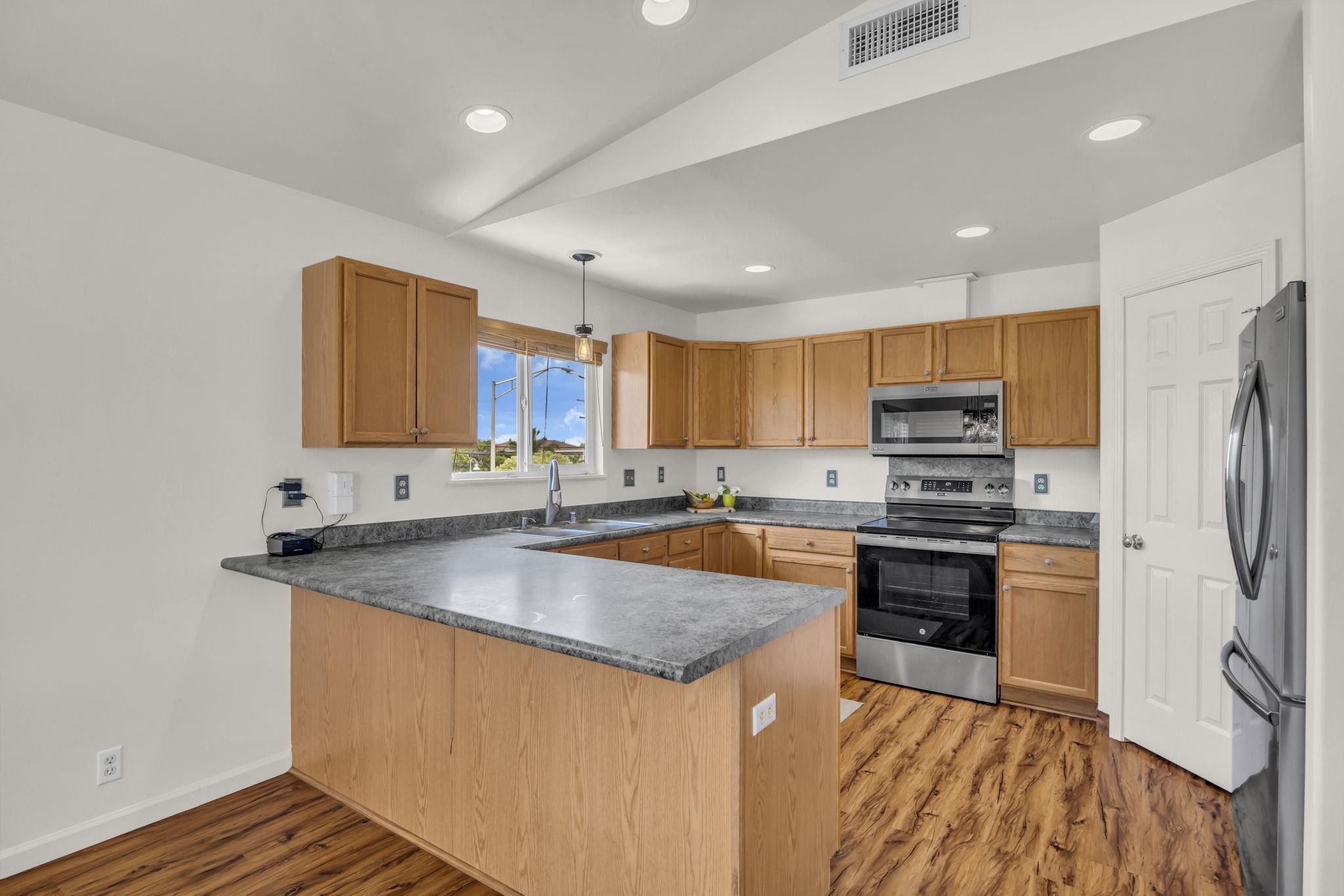 24  Wawali St Kihei, Kihei home - photo 8 of 47