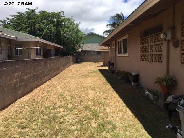 240  Molokai Akau St Kahului, Kahului home - photo 20 of 22