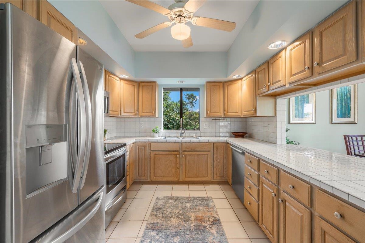 240  Nalani St , Pukalani home - photo 6 of 47