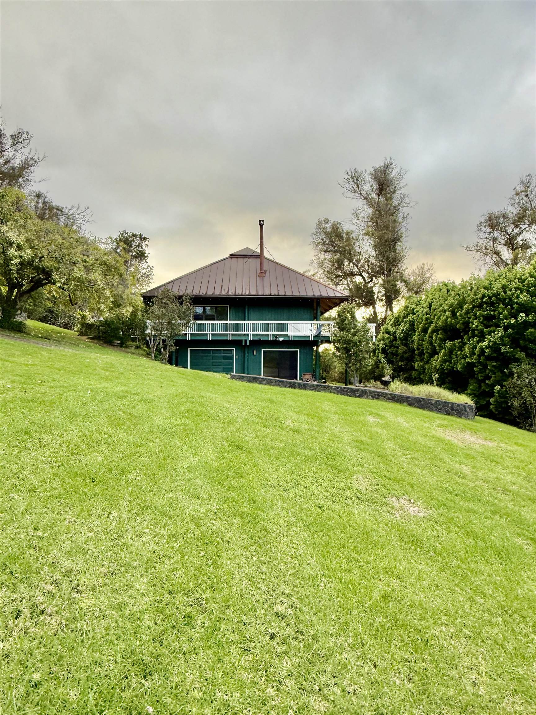 2400  Piiholo Rd , Makawao/Olinda/Haliimaile home - photo 2 of 39