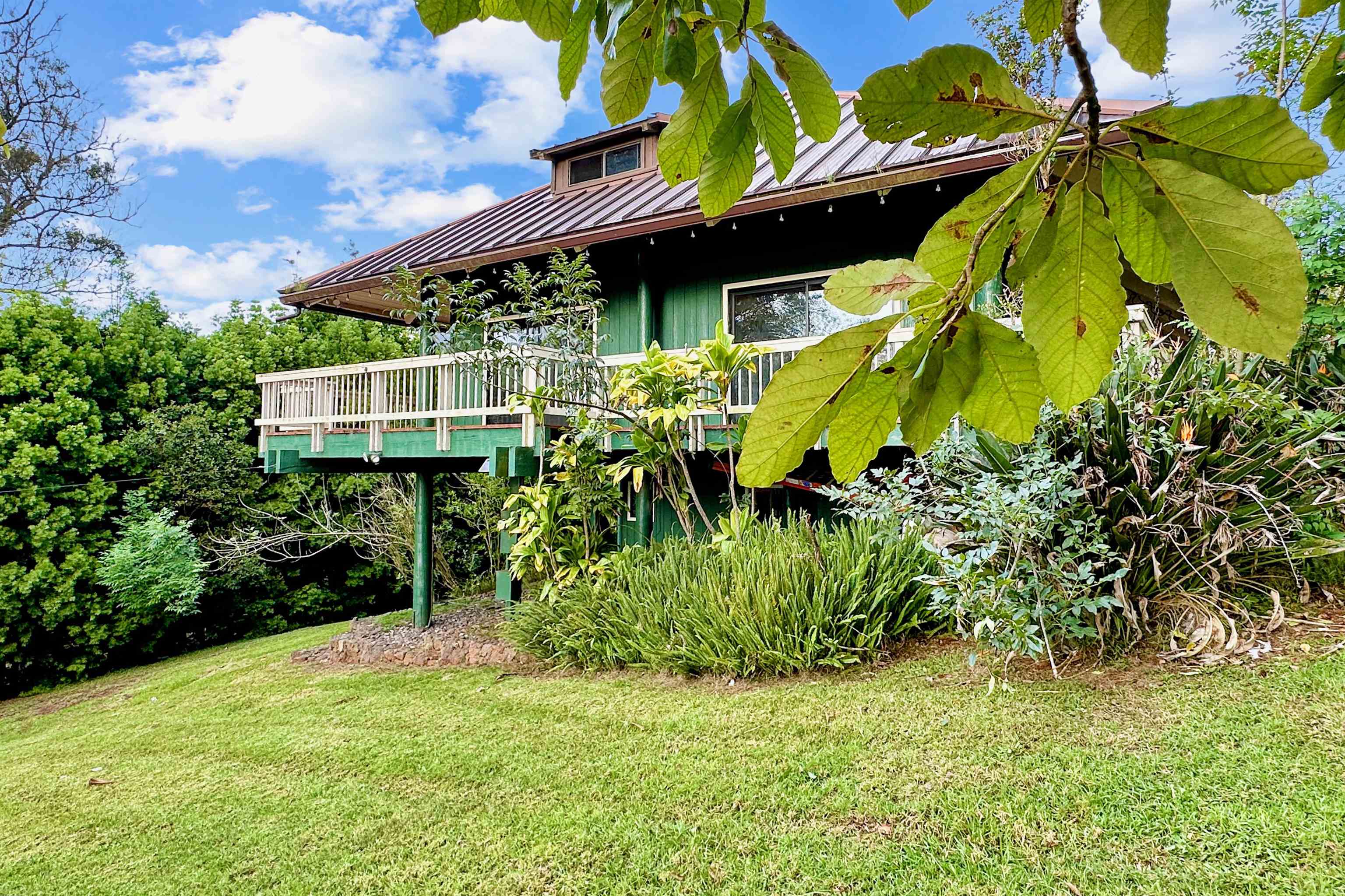 2400  Piiholo Rd , Makawao/Olinda/Haliimaile home - photo 4 of 39