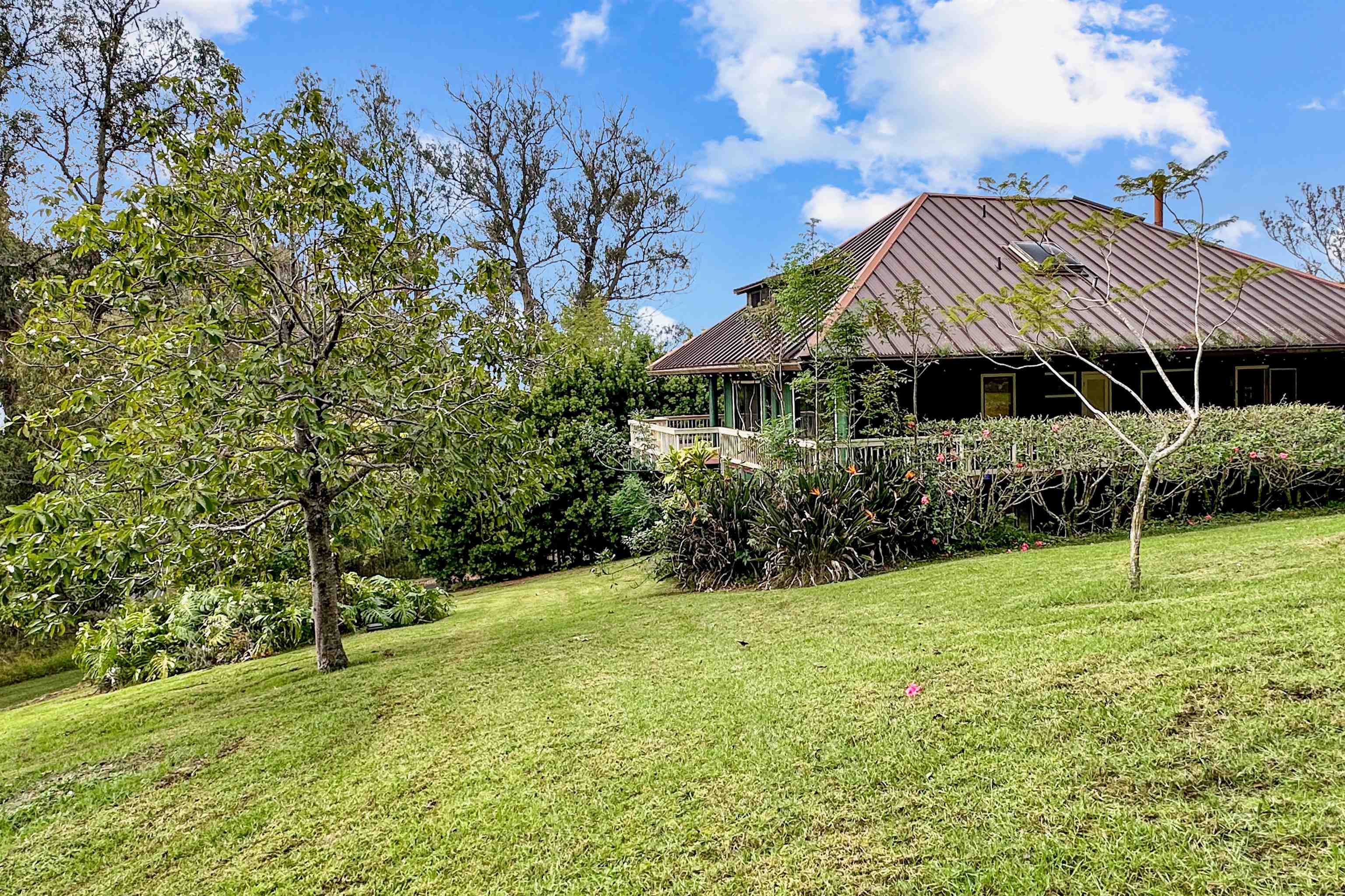 2400  Piiholo Rd , Makawao/Olinda/Haliimaile home - photo 8 of 39