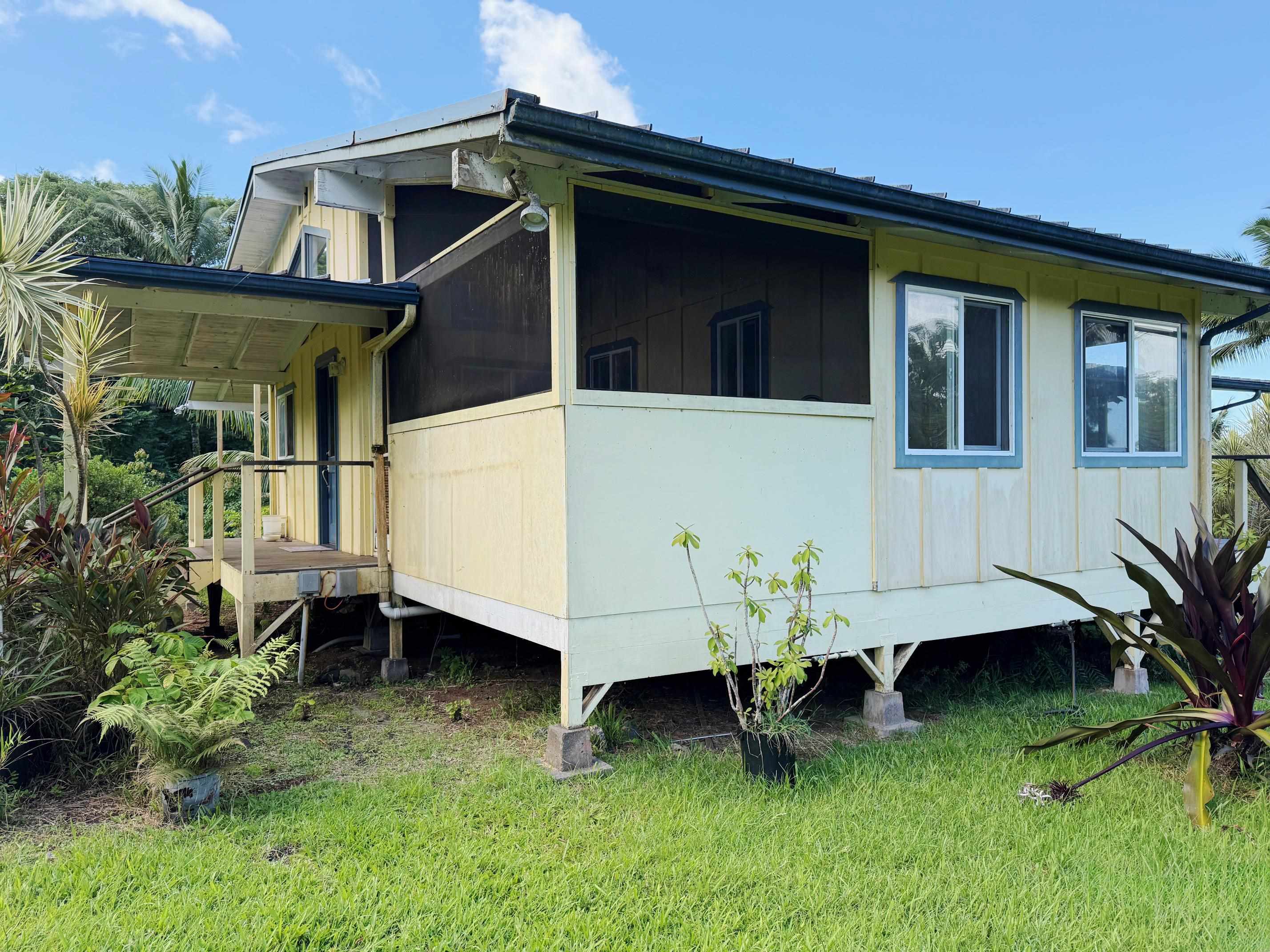 241  Ulaino Rd , Hana home - photo 19 of 32