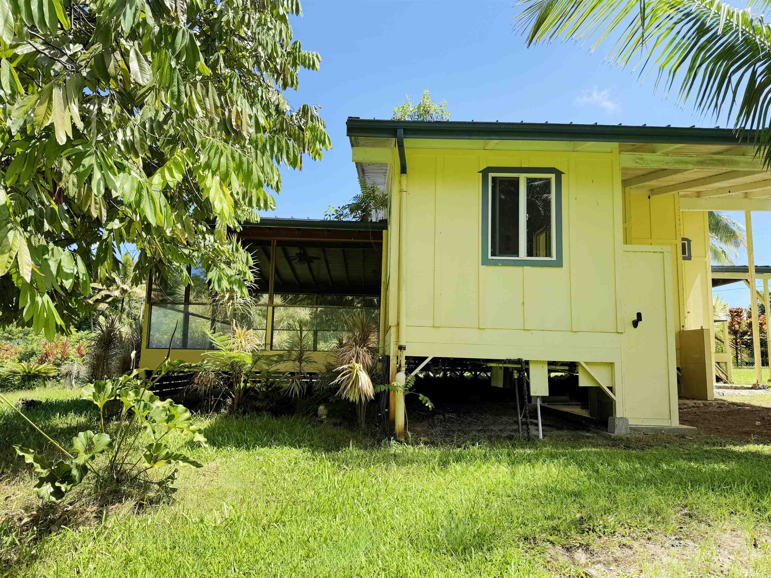 241  Ulaino Rd , Hana home - photo 23 of 32