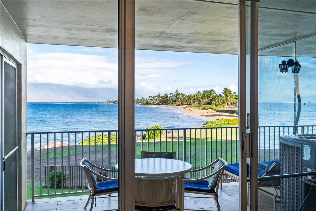 Royal Mauian condo # 206, Kihei, Hawaii - photo 2 of 39