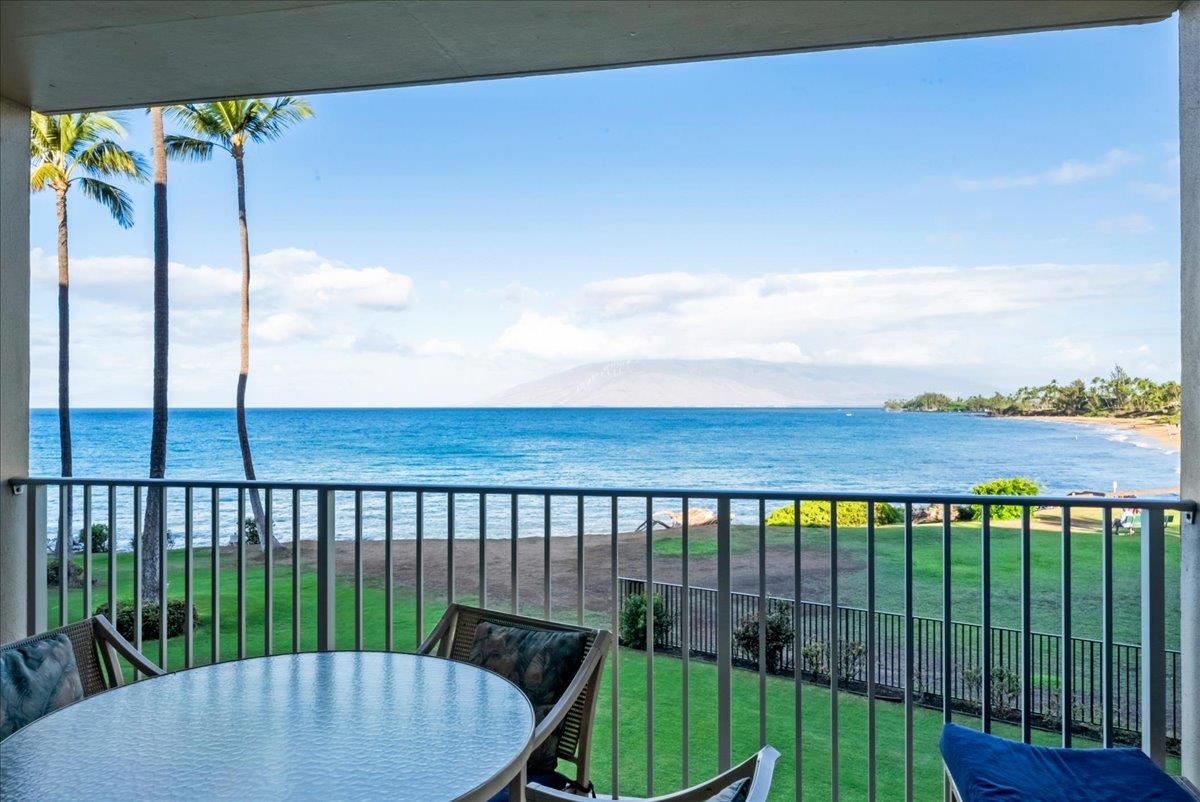 Royal Mauian condo # 206, Kihei, Hawaii - photo 3 of 39