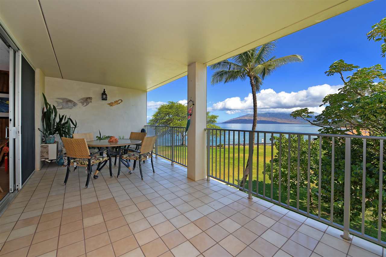 Royal Mauian condo # 302, Kihei, Hawaii - photo 18 of 29