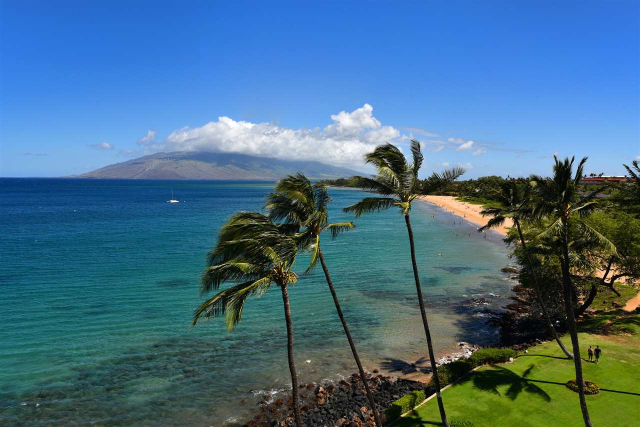 Royal Mauian condo # 302, Kihei, Hawaii - photo 26 of 29